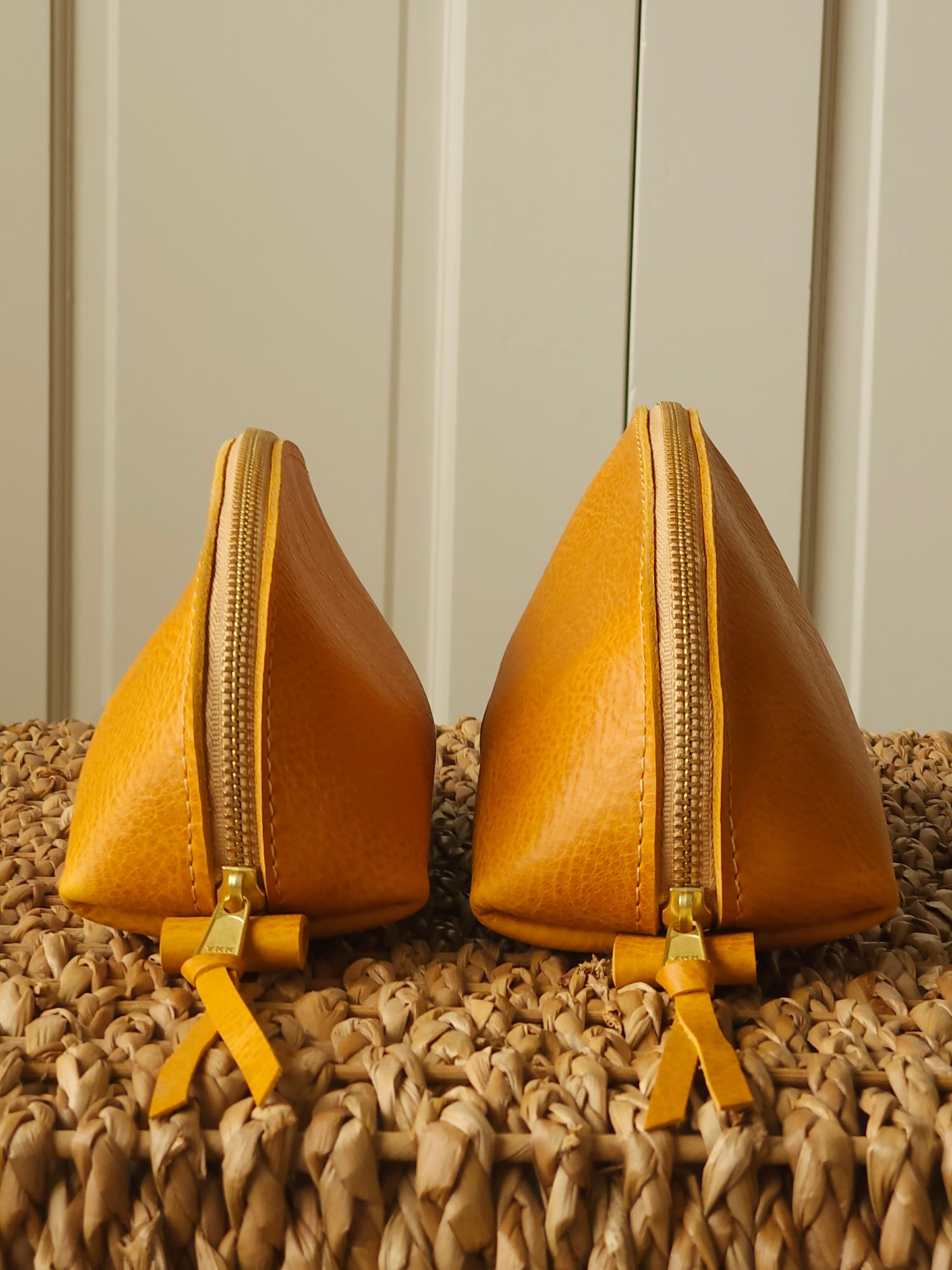Claire Ellipse Makeup Bag