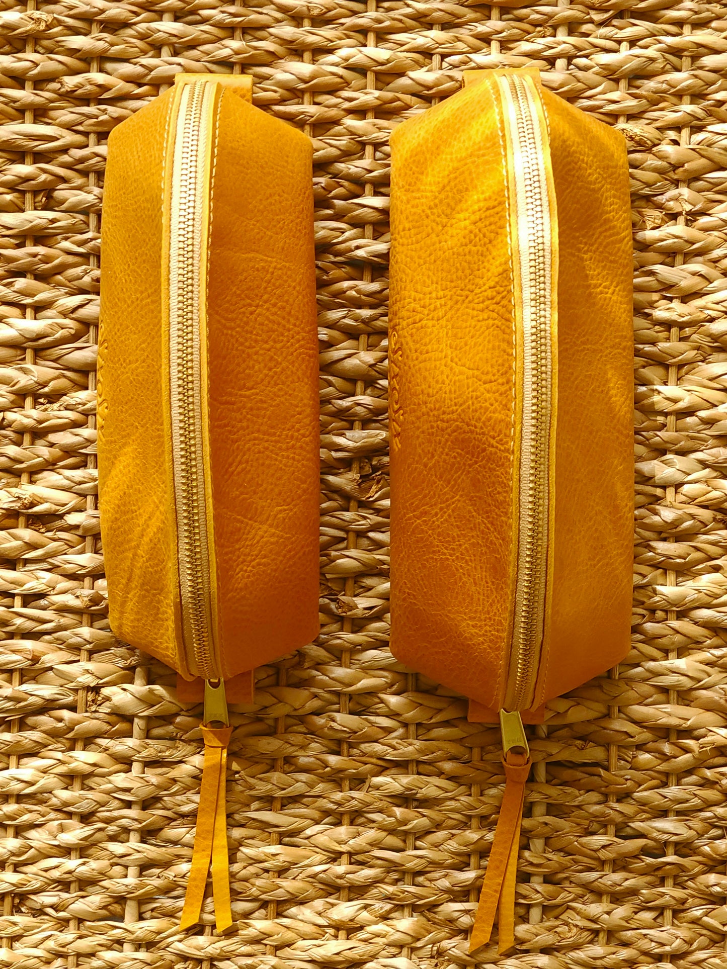 Claire Ellipse Makeup Bag