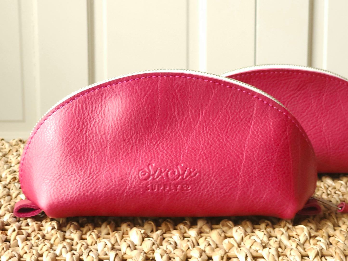 Claire Ellipse Makeup Bag