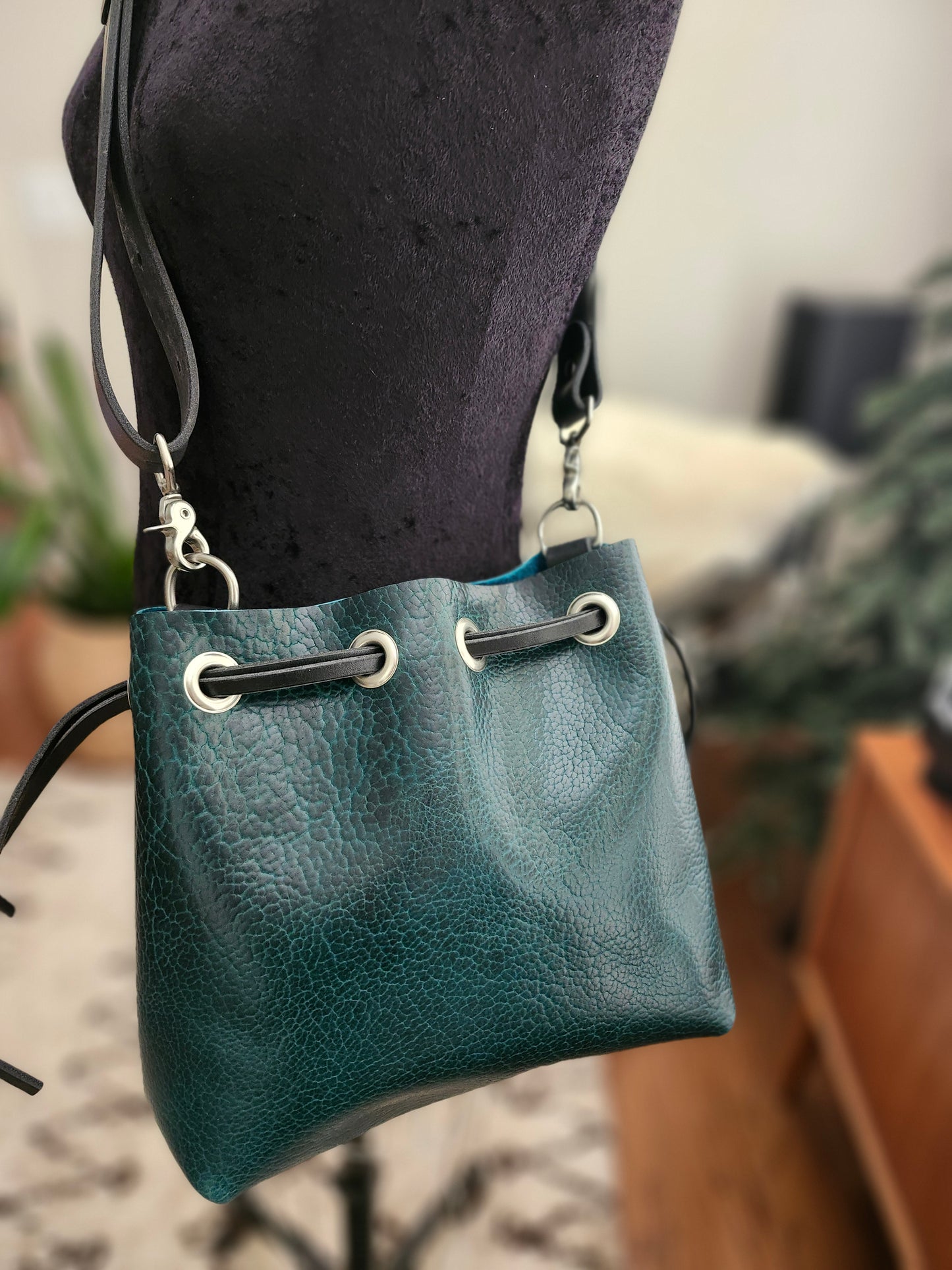 Susan Drawstring Bucket - Bison Teal