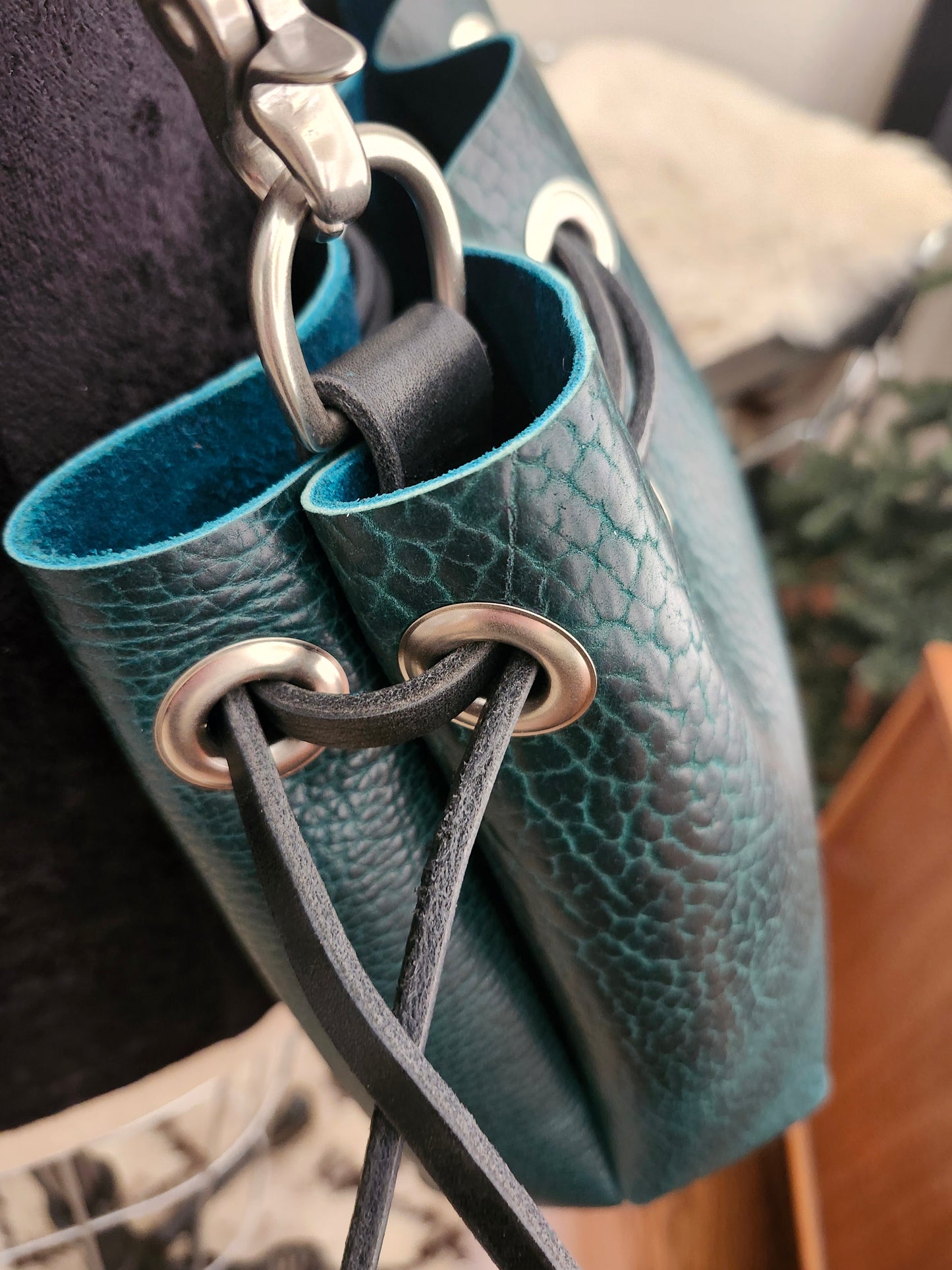 Susan Drawstring Bucket - Bison Teal