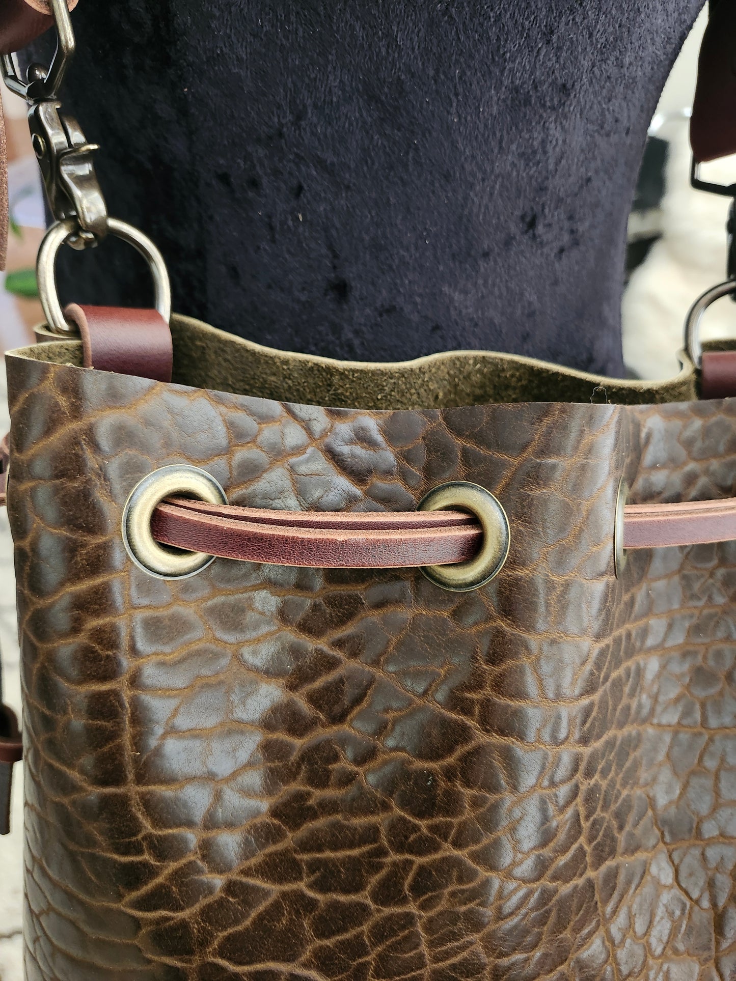 Susan Drawstring Bucket - Bison Olive