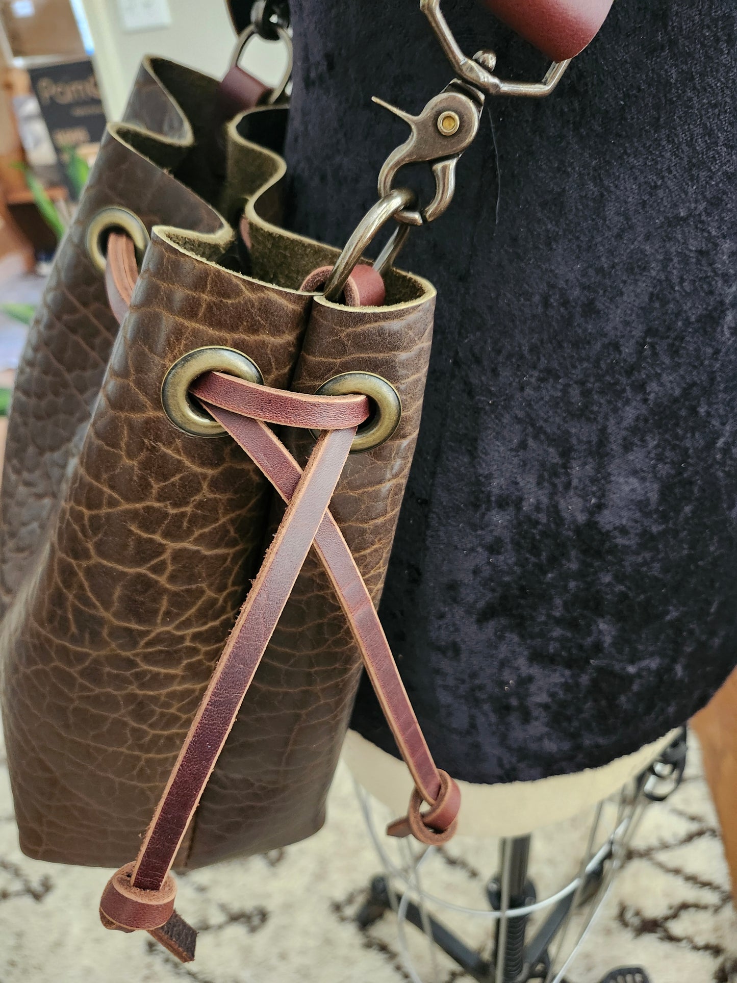 Susan Drawstring Bucket - Bison Olive
