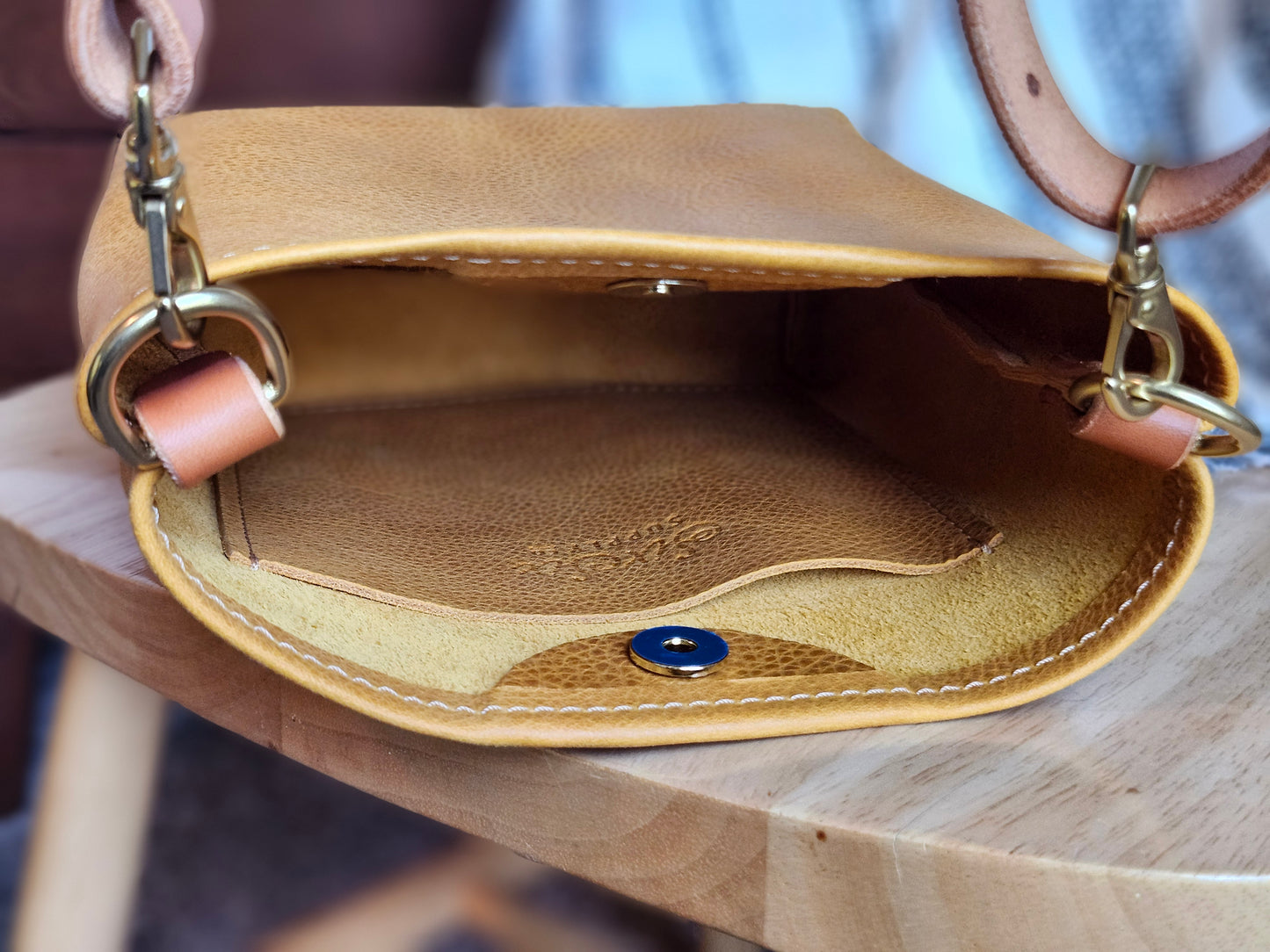 Jackie Lee 10 Inch Crossbody - Amber