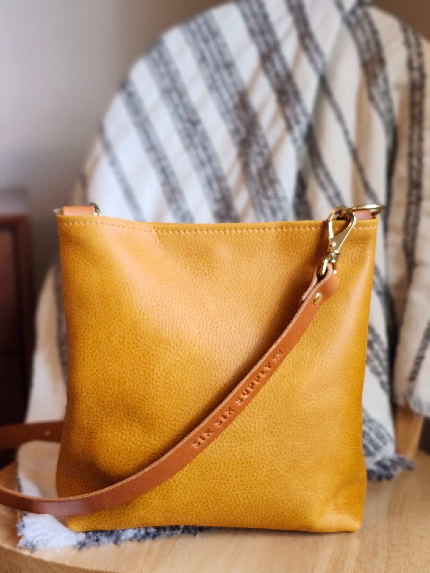Jackie Lee 10 Inch Crossbody - Amber