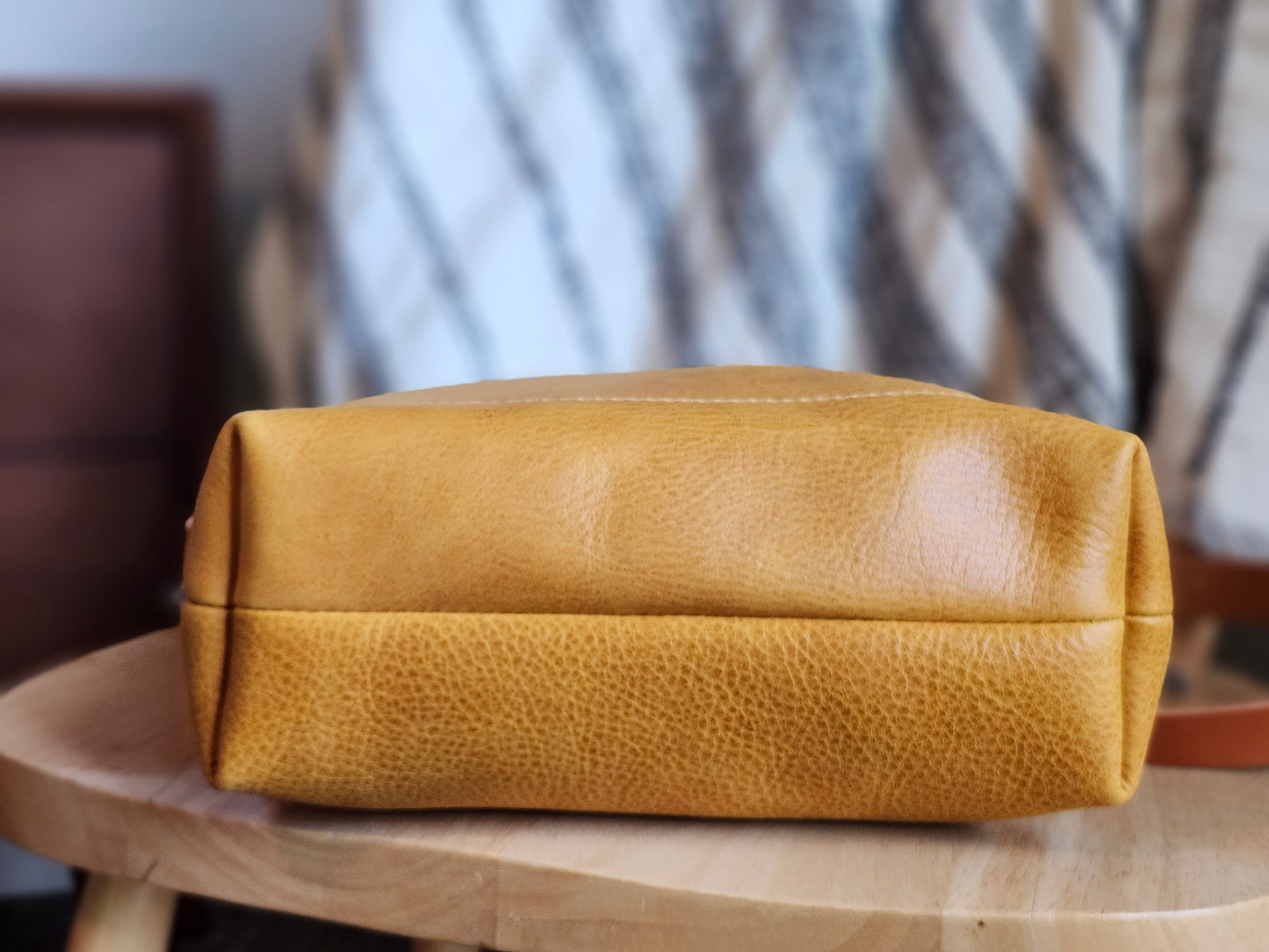 Jackie Lee 10 Inch Crossbody - Amber