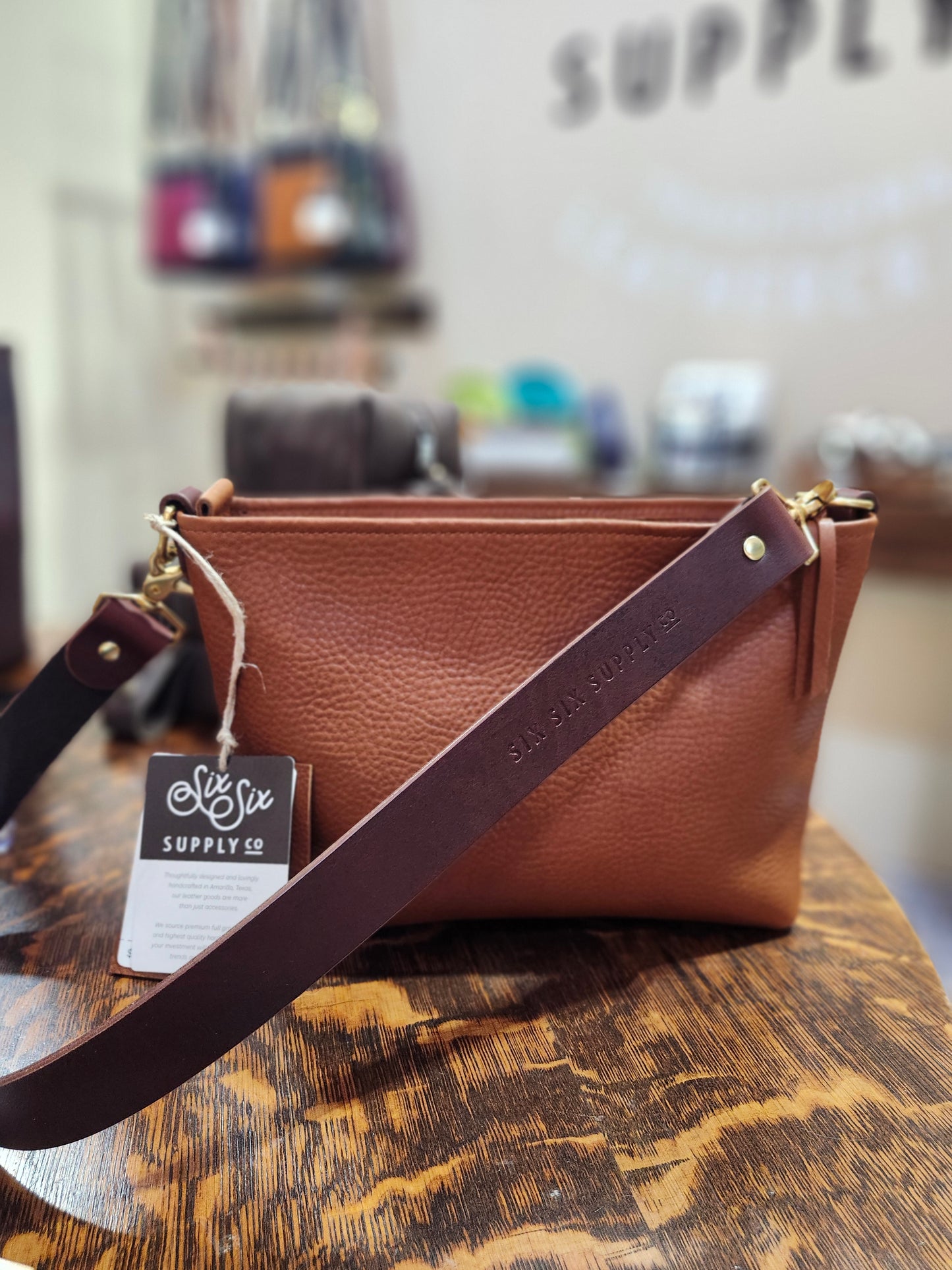 Gina Zippered Bag - Hickory