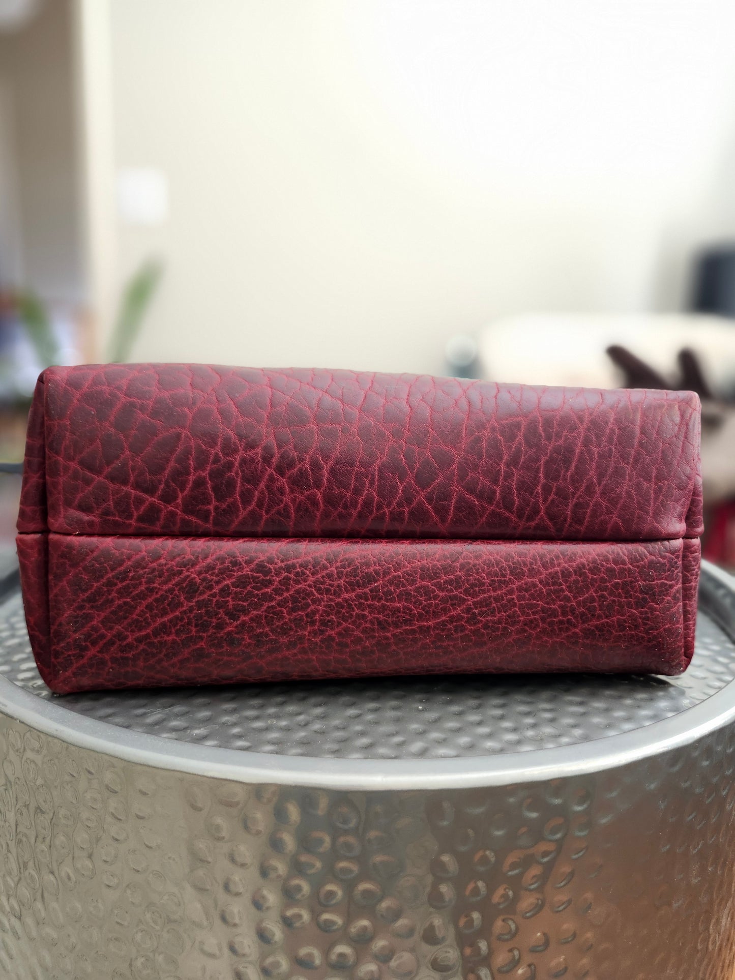 Susan Drawstring Bucket - Bison Black Cherry with Black Strap