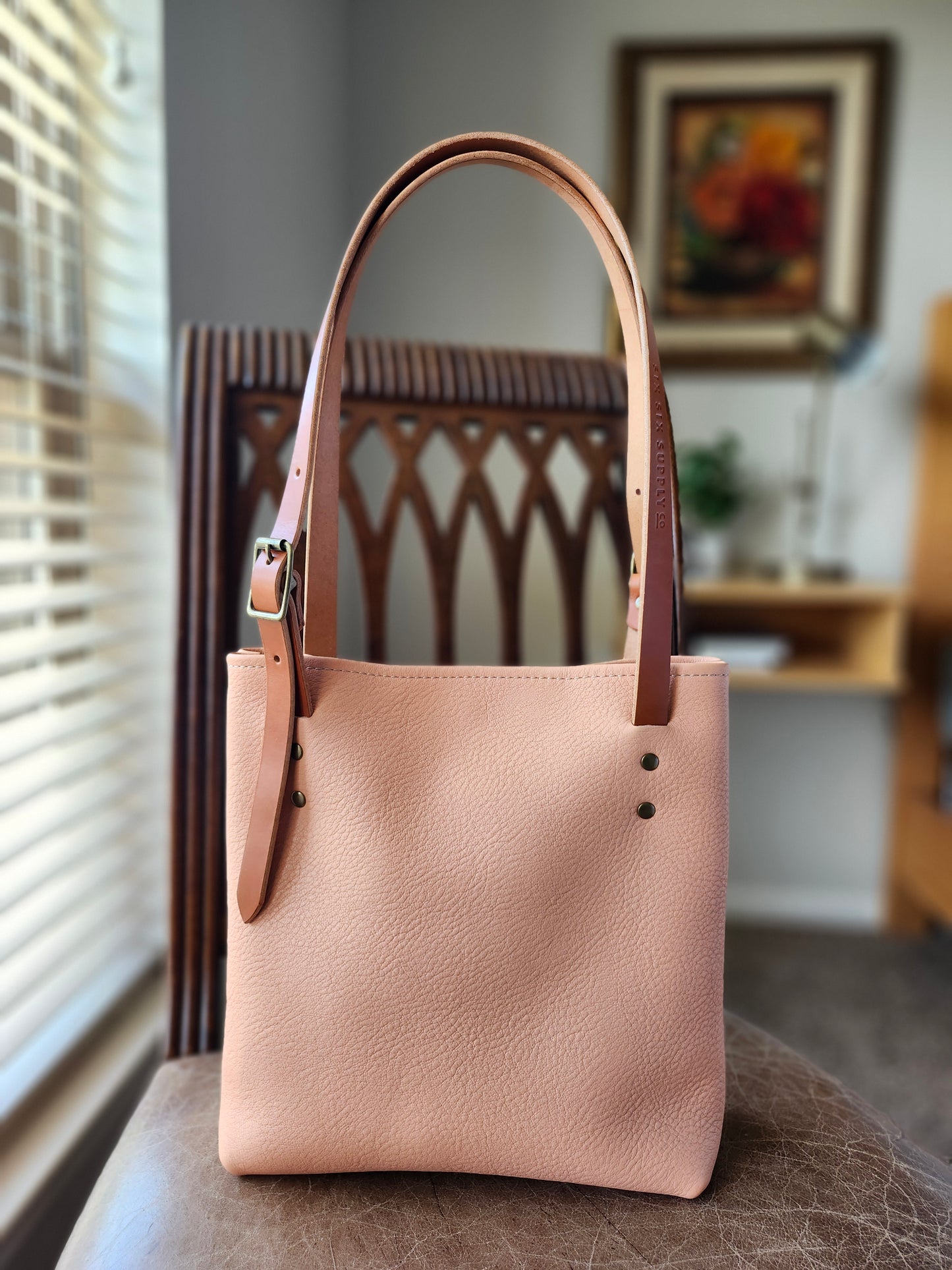 Jackie Lee 10 Inch Tote - Peach Fuzz
