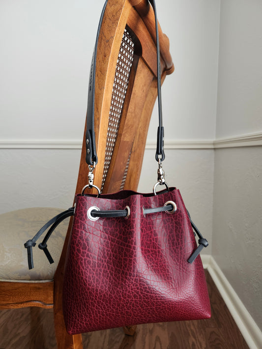 Susan Drawstring Bucket - Bison Black Cherry with Black Strap