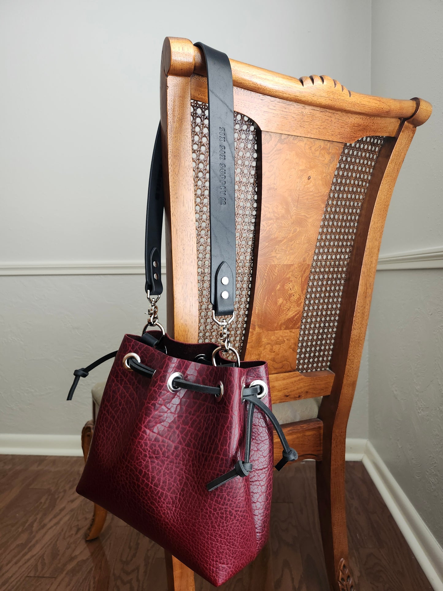 Susan Drawstring Bucket - Bison Black Cherry with Black Strap