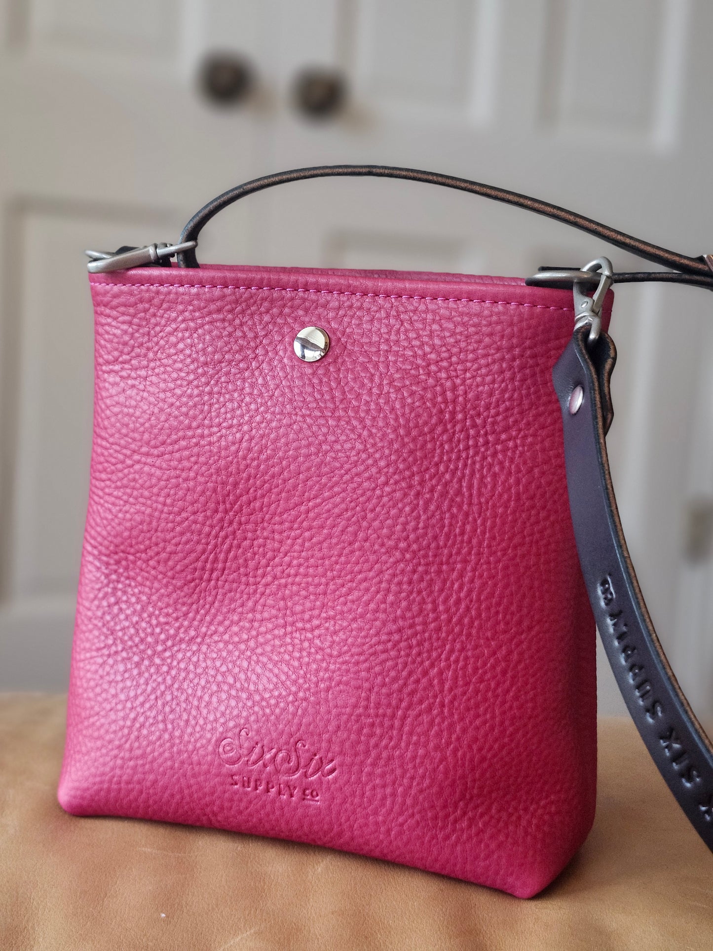 Jackie Lee 8" Crossbody - Fuchsia w/Black Leather Strap