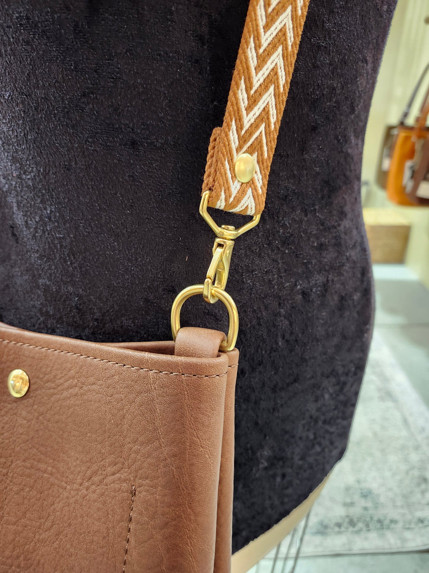 Jackie Lee 8" Crossbody - Walnut w/Brown Zig Zag Webbing Strap
