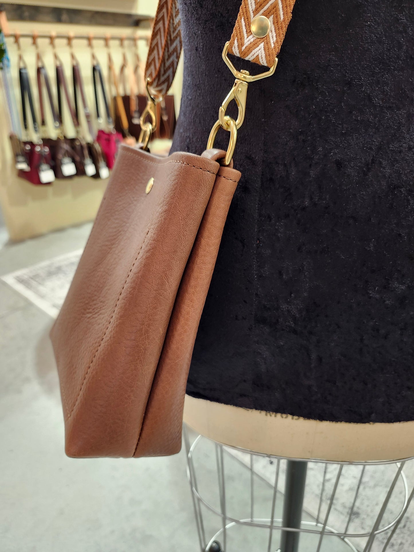 Jackie Lee 8" Crossbody - Walnut w/Brown Zig Zag Webbing Strap