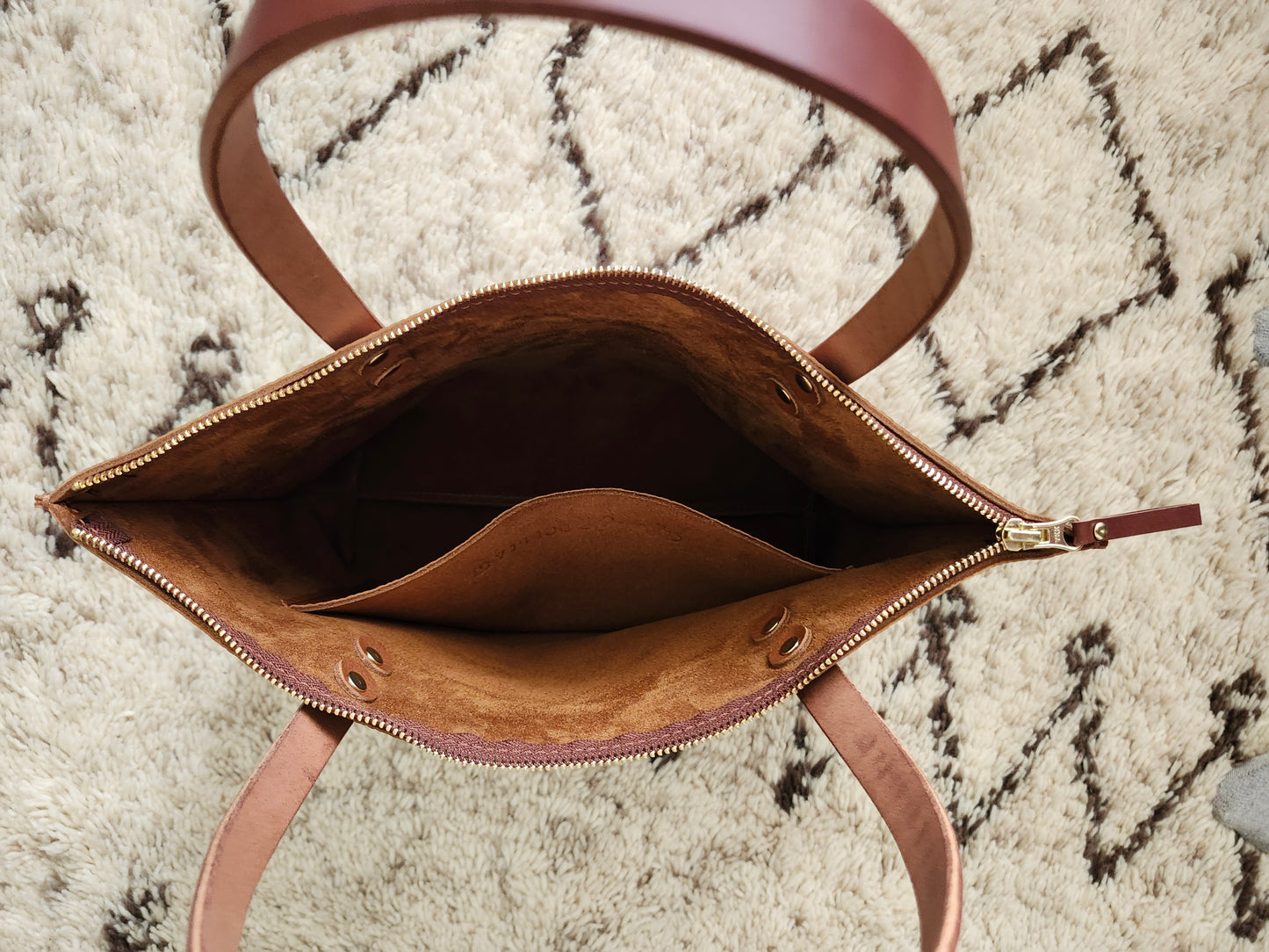 Katie 12" Modern Tote - Hickory w/Zipper