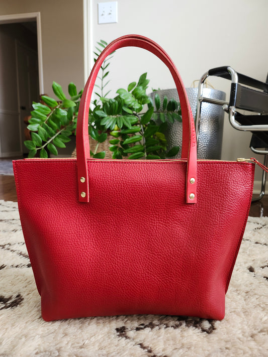 Katie 12" Modern Tote - Red w/Zipper