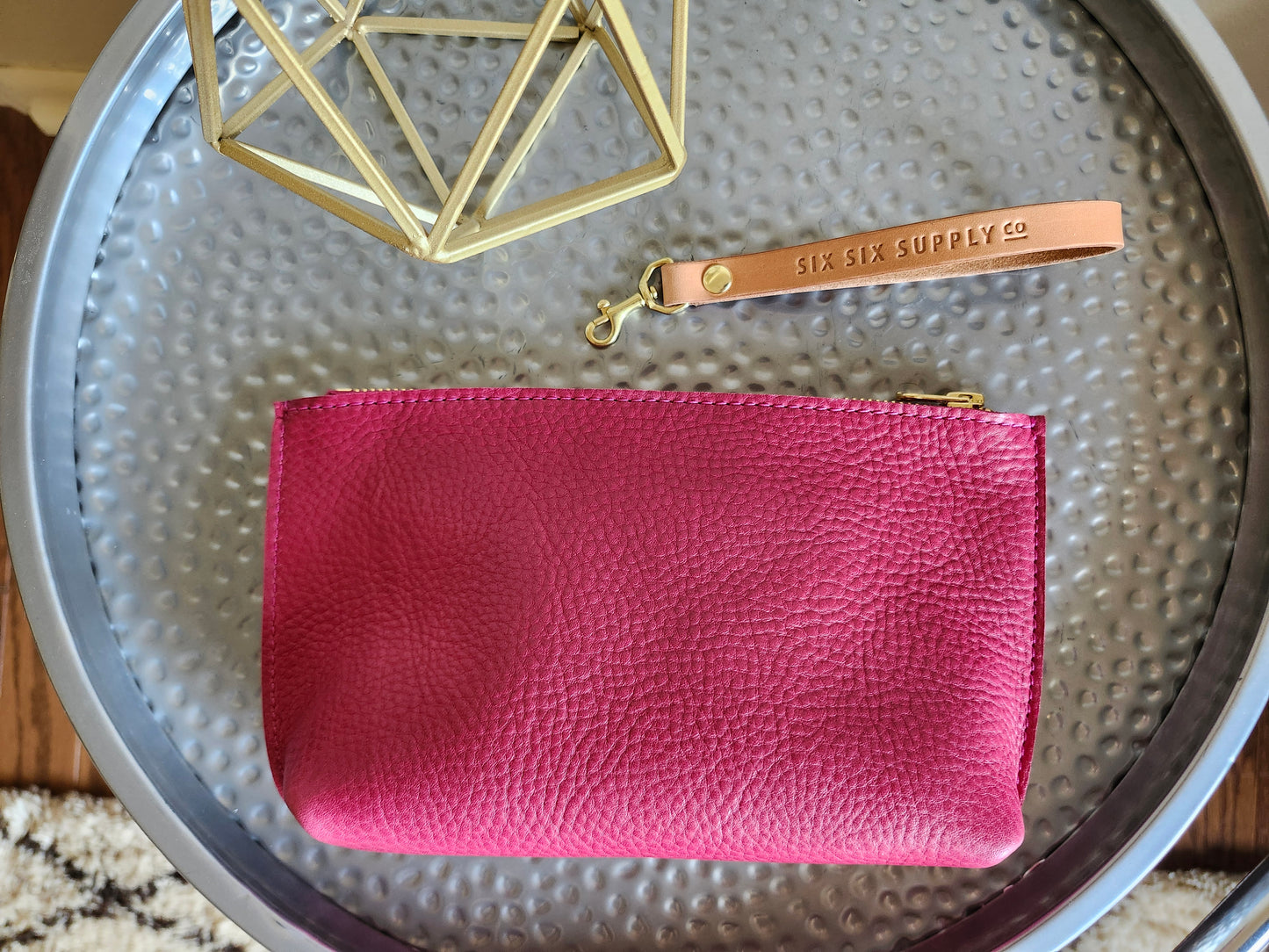 Katie 7" Wristlet - Fuchsia w/Zipper