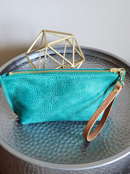 Katie 7" Wristlet - Bermuda w/Zipper