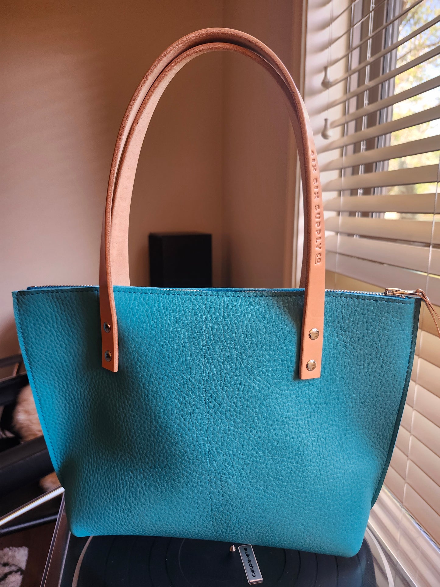 Katie 10" Modern Tote - LIMITED EDITION TURQUOISE w/Zipper