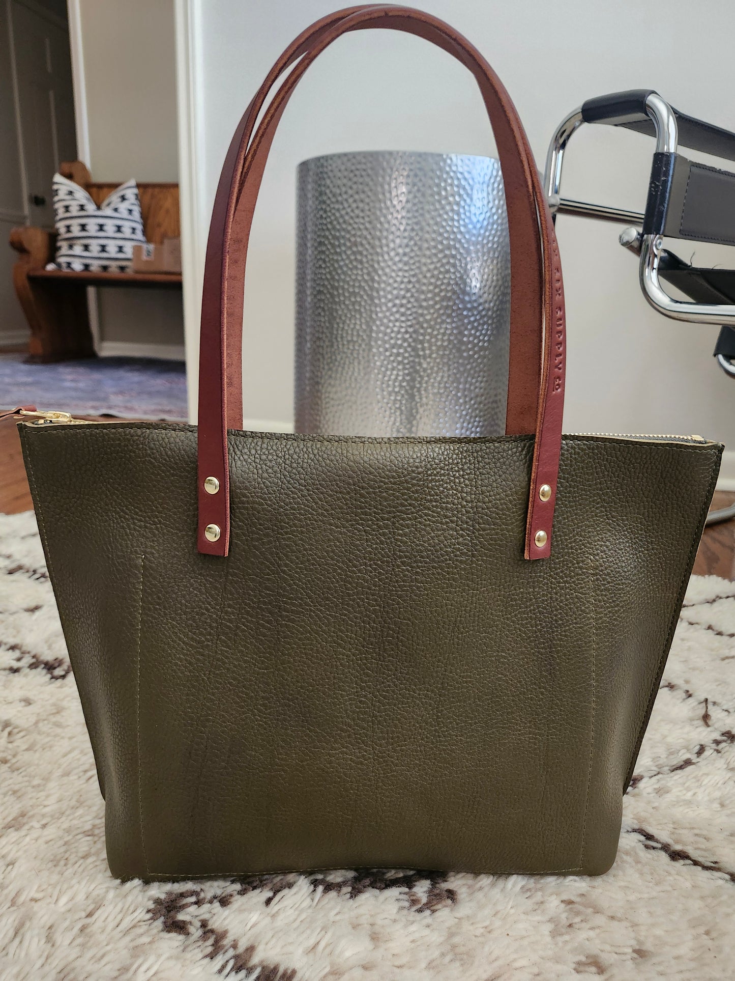 Katie 10" Modern Tote - Olive w/Zipper