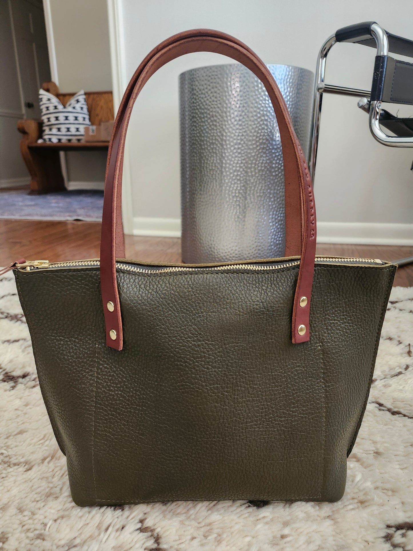 Katie 12" Modern Tote - Olive w/Zipper