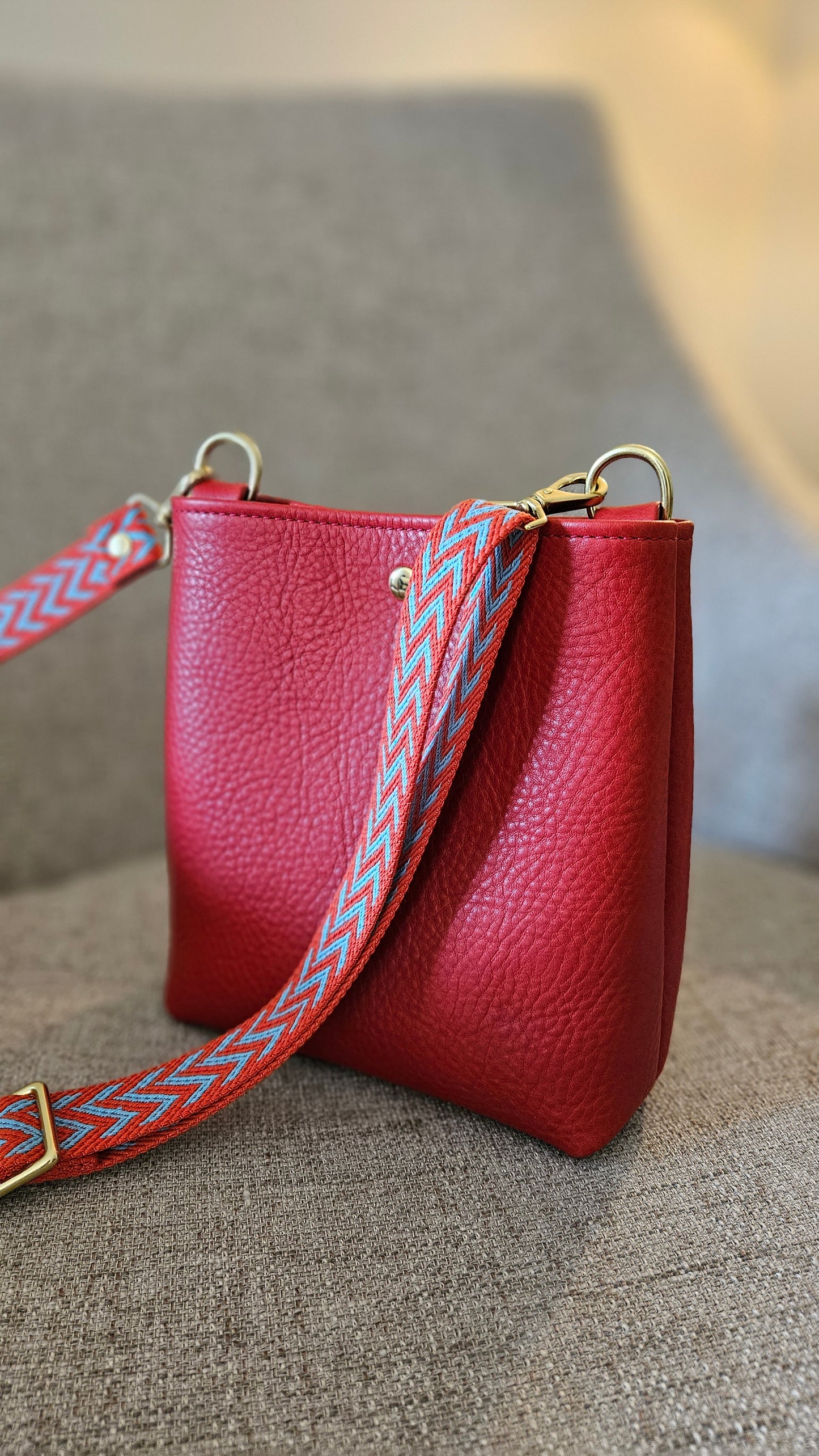 Jackie Lee 8" Crossbody - Red w/Webbing Strap
