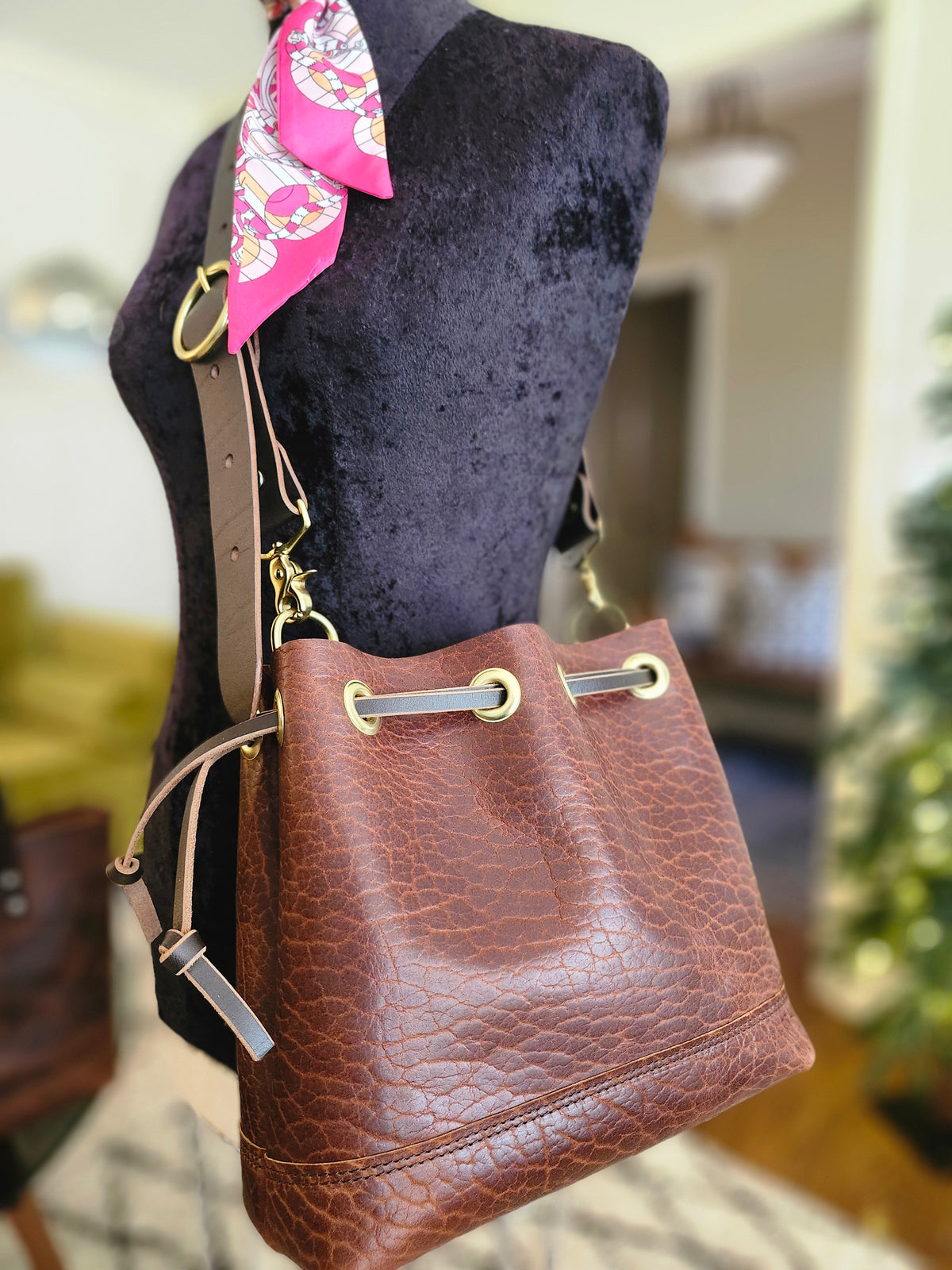Susan Drawstring Bucket - BISON Cognac w/Adjustable Strap