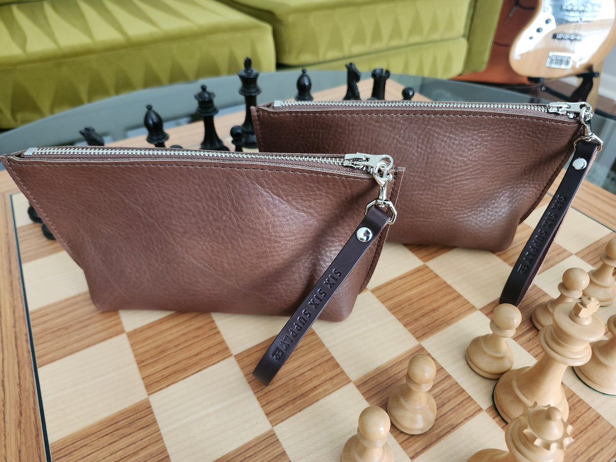 Katie 7" Wristlet - Walnut w/Zipper