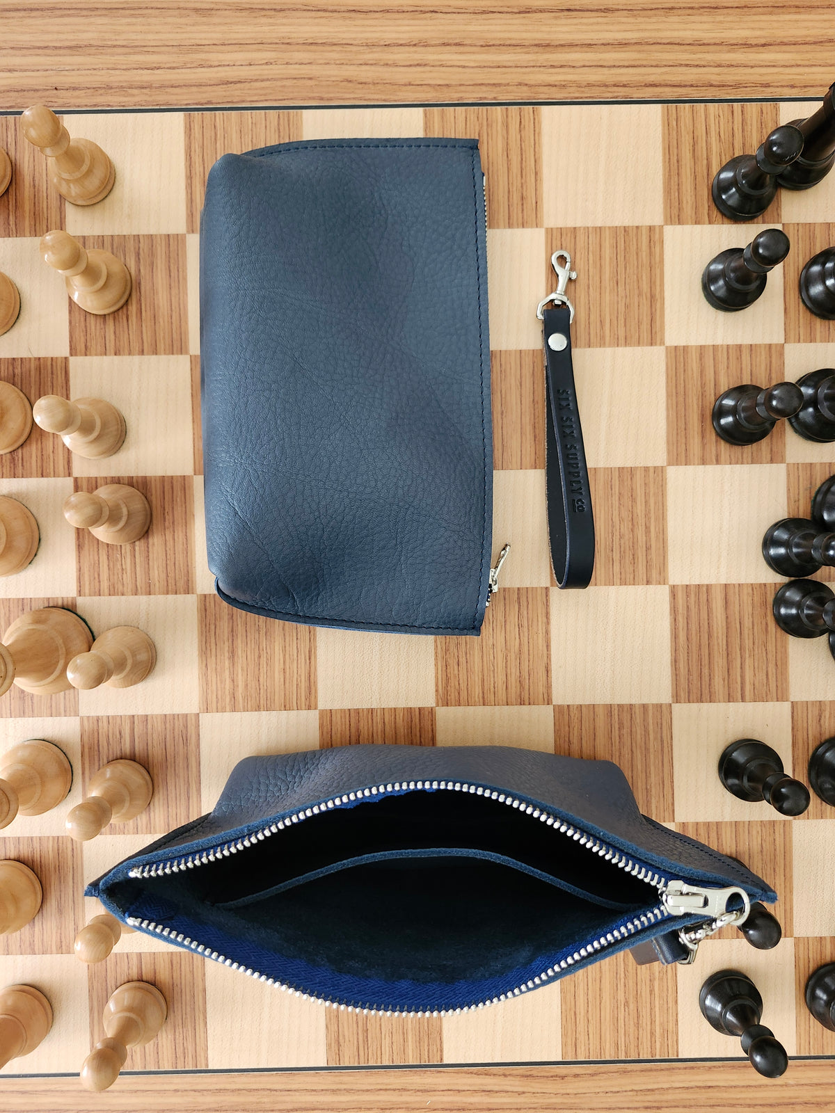 Katie 7" Wristlet - Cobalt Blue w/Zipper