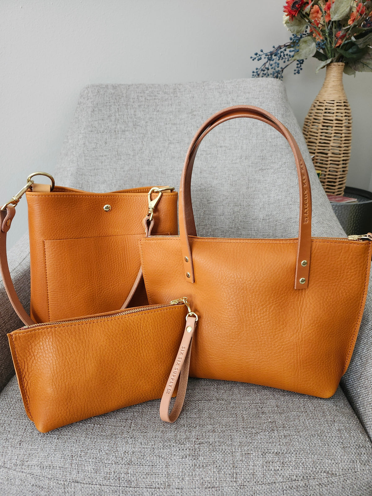 Katie 10" Modern Zippered Tote - Canyon Orange