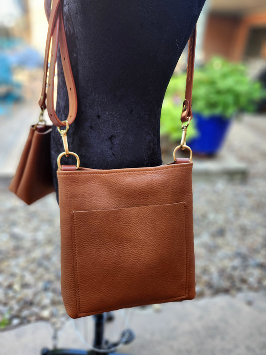 Jackie Lee 10 Inch Crossbody - Hickory
